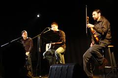 Kirmen, Mikel eta Nika.
