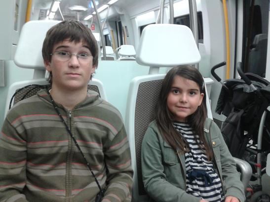 Topo edo metroaren bagoi berrietan