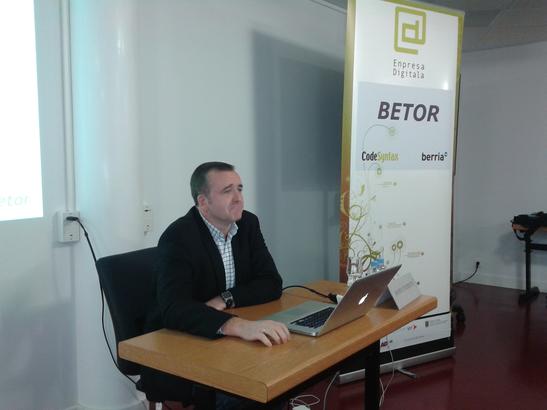Javier Etxebeste, Betor hitzaldia ostegunean